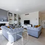 Townhouse In Aloha Pueblo With Views